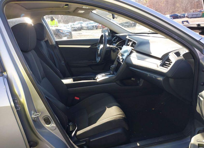 Photo 5 of 2018 Honda Civic EX (VIN 2HGFC2F73JH572065)