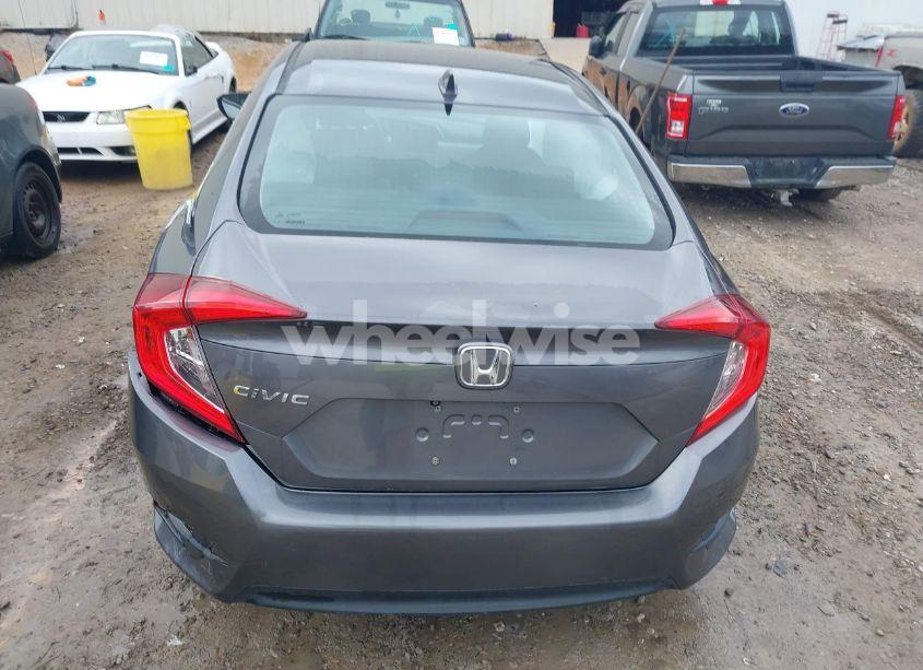 Photo 16 of 2018 Honda Civic EX (VIN 2HGFC2F73JH592834)