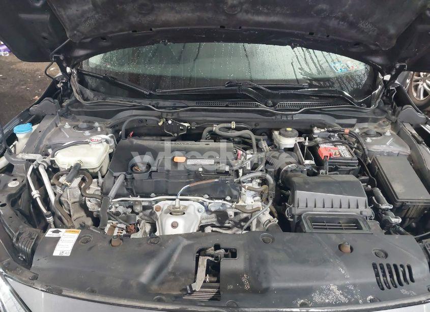 Photo 10 of 2018 Honda Civic EX (VIN 2HGFC2F73JH597127)
