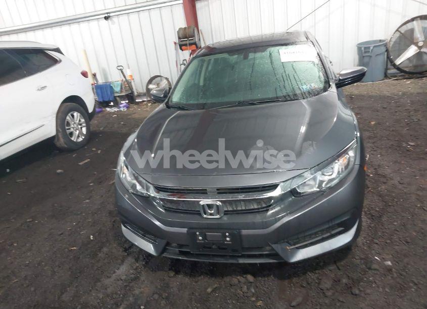 Photo 12 of 2018 Honda Civic EX (VIN 2HGFC2F73JH597127)