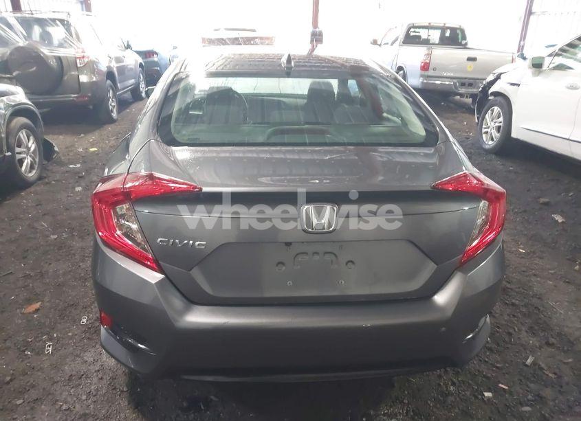 Photo 16 of 2018 Honda Civic EX (VIN 2HGFC2F73JH597127)
