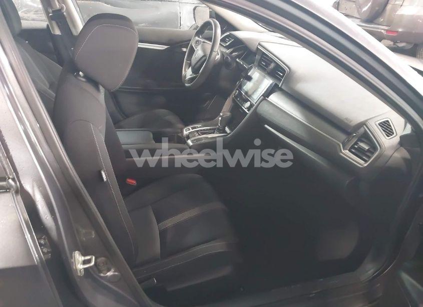 Photo 5 of 2018 Honda Civic EX (VIN 2HGFC2F73JH597127)