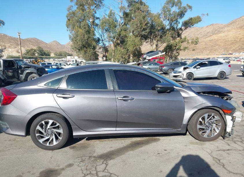 Photo 13 of 2016 Honda Civic EX (VIN 2HGFC2F74GH542758)