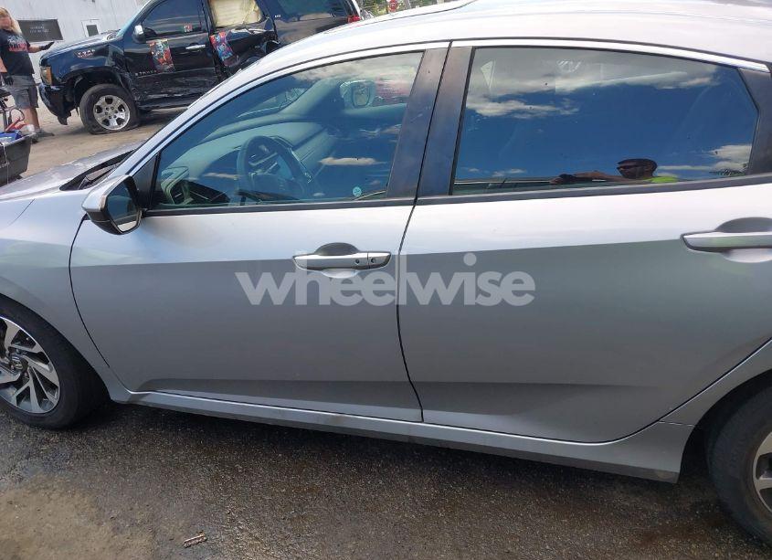 Photo 14 of 2017 Honda Civic EX (VIN 2HGFC2F74HH567001)