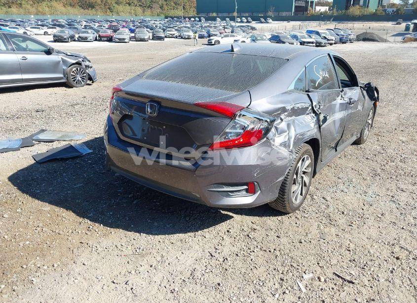 Photo 4 of 2017 Honda Civic EX (VIN 2HGFC2F74HH570108)