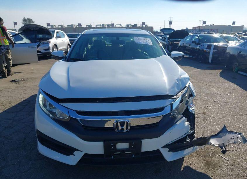 Photo 12 of 2018 Honda Civic EX (VIN 2HGFC2F74JH507774)