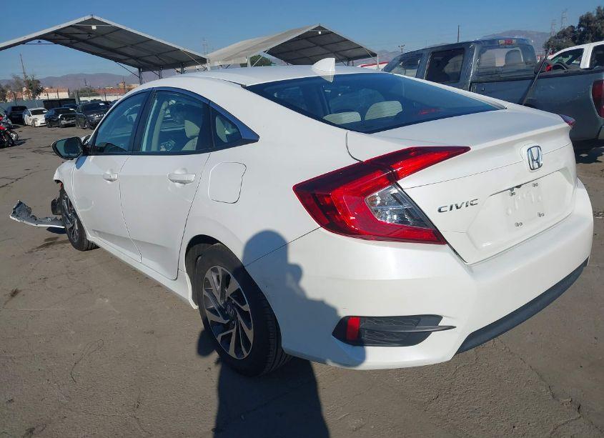 Photo 3 of 2018 Honda Civic EX (VIN 2HGFC2F74JH507774)