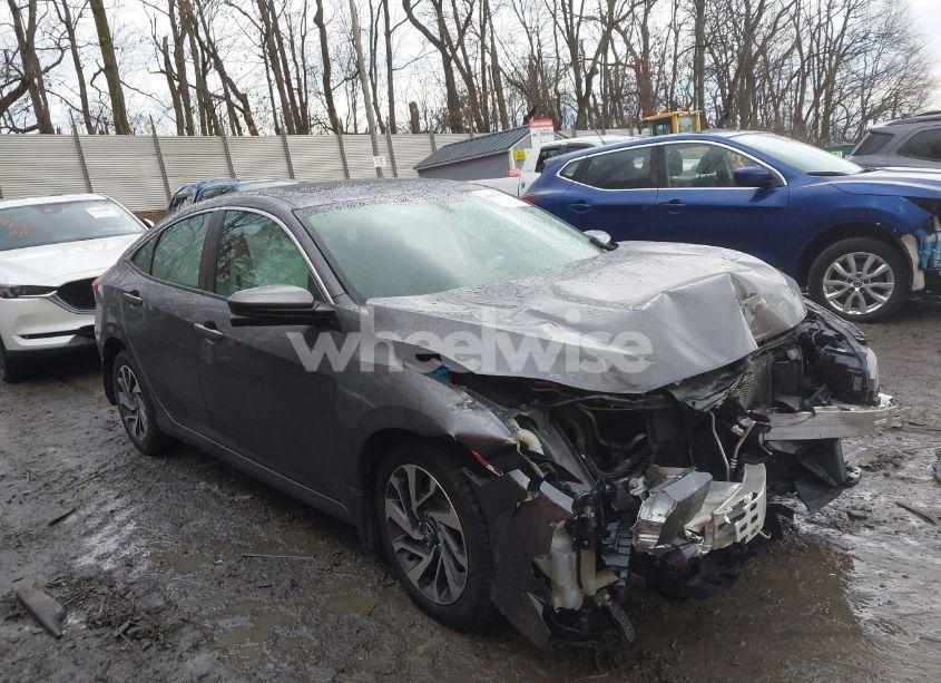 2018 Honda Civic EX (VIN 2HGFC2F74JH517205) main photo