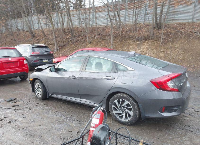 Photo 15 of 2018 Honda Civic EX (VIN 2HGFC2F74JH517205)