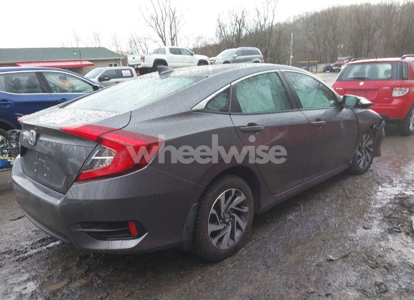 Photo 4 of 2018 Honda Civic EX (VIN 2HGFC2F74JH517205)