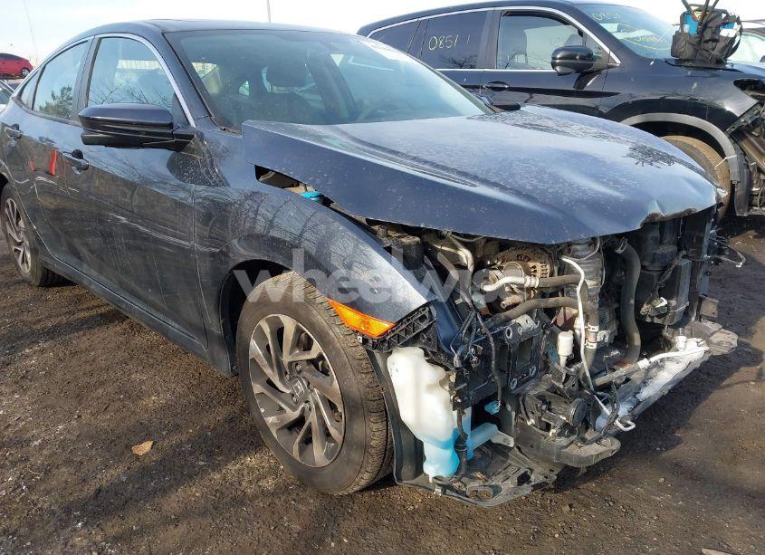 Photo 18 of 2018 Honda Civic EX (VIN 2HGFC2F74JH579283)