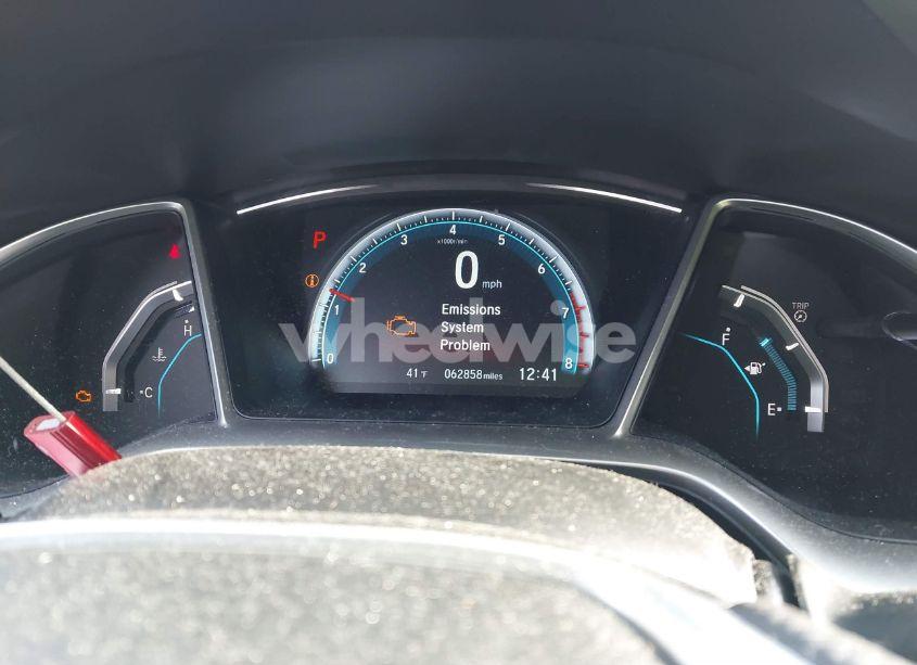 Photo 7 of 2018 Honda Civic EX (VIN 2HGFC2F74JH579283)