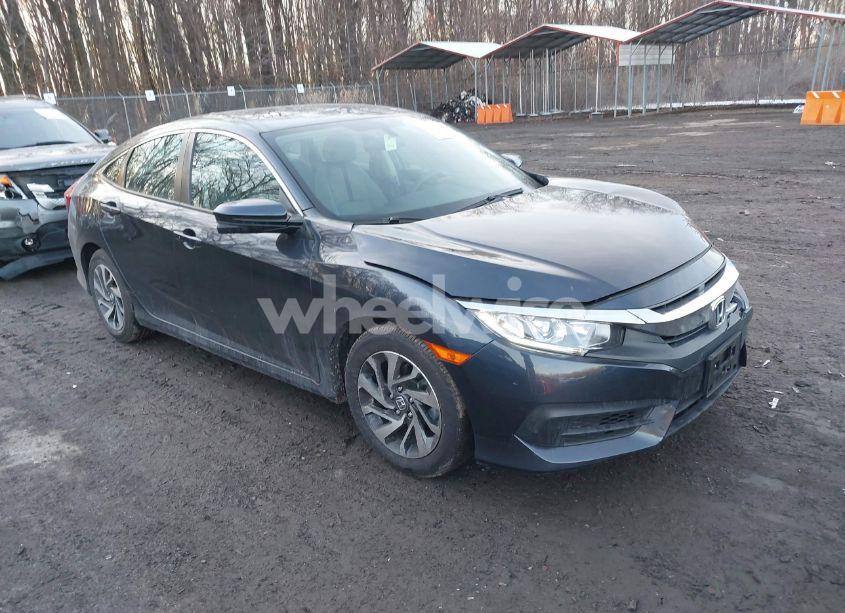 2018 Honda Civic EX (VIN 2HGFC2F74JH609723) main photo