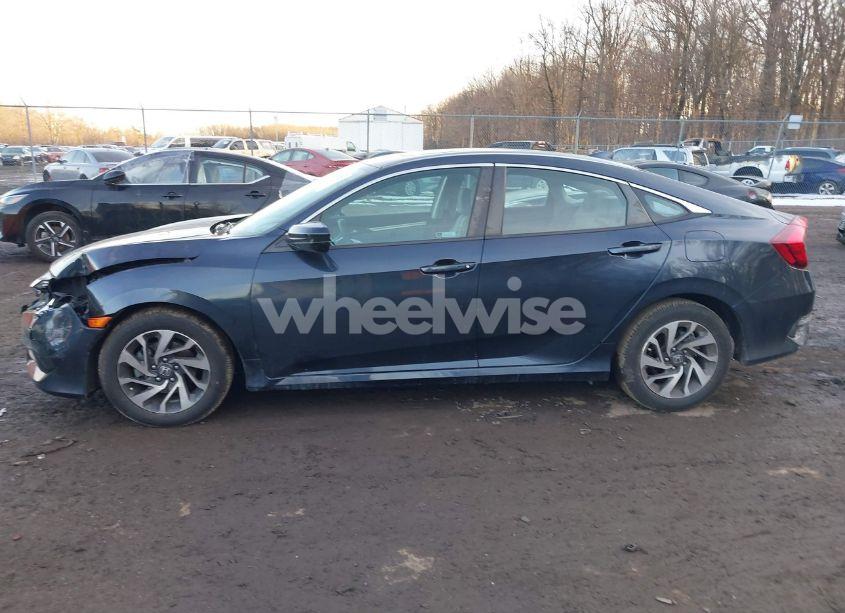 Photo 14 of 2018 Honda Civic EX (VIN 2HGFC2F74JH609723)