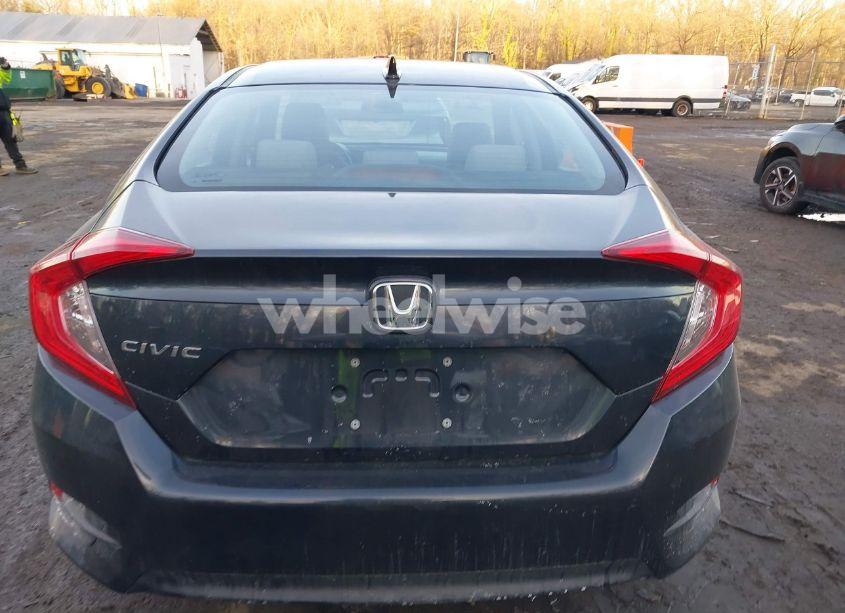 Photo 16 of 2018 Honda Civic EX (VIN 2HGFC2F74JH609723)