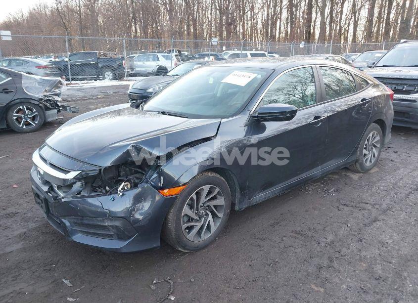Photo 2 of 2018 Honda Civic EX (VIN 2HGFC2F74JH609723)