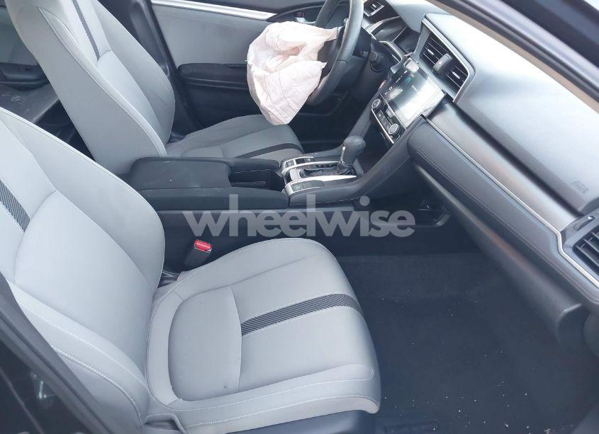 Photo 5 of 2018 Honda Civic EX (VIN 2HGFC2F74JH609723)