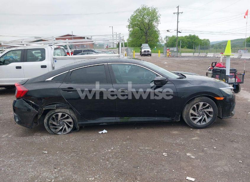 Photo 13 of 2016 Honda Civic EX (VIN 2HGFC2F75GH508702)