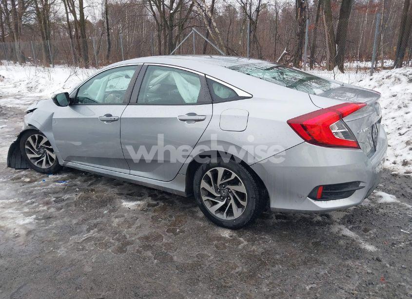 Photo 14 of 2016 Honda Civic EX (VIN 2HGFC2F75GH509896)