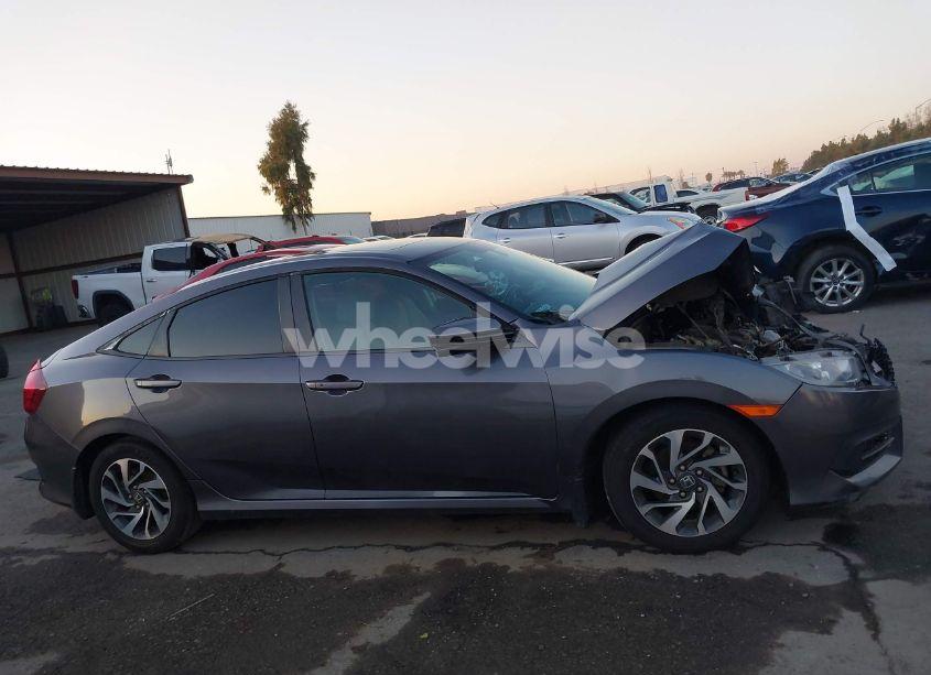 Photo 13 of 2016 Honda Civic EX (VIN 2HGFC2F75GH545183)