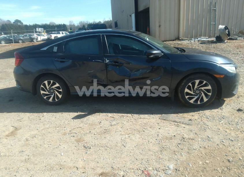Photo 13 of 2017 Honda Civic EX (VIN 2HGFC2F75HH558307)