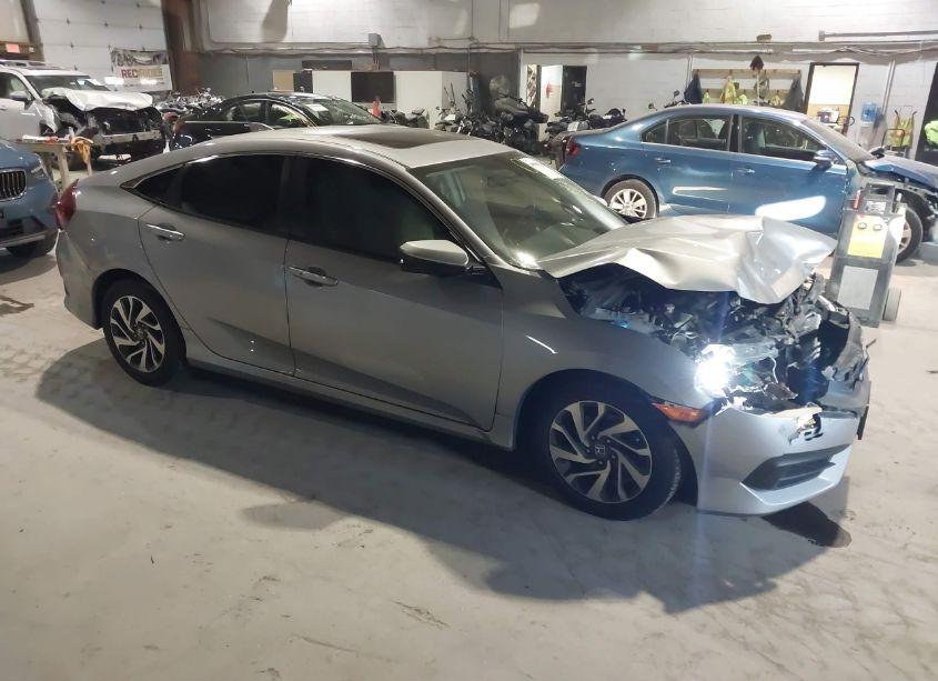 2017 Honda Civic EX (VIN 2HGFC2F75HH558789) main photo