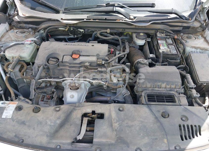 Photo 10 of 2018 Honda Civic EX (VIN 2HGFC2F75JH504611)