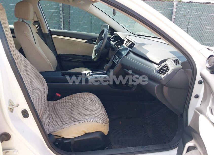 Photo 5 of 2018 Honda Civic EX (VIN 2HGFC2F75JH504611)