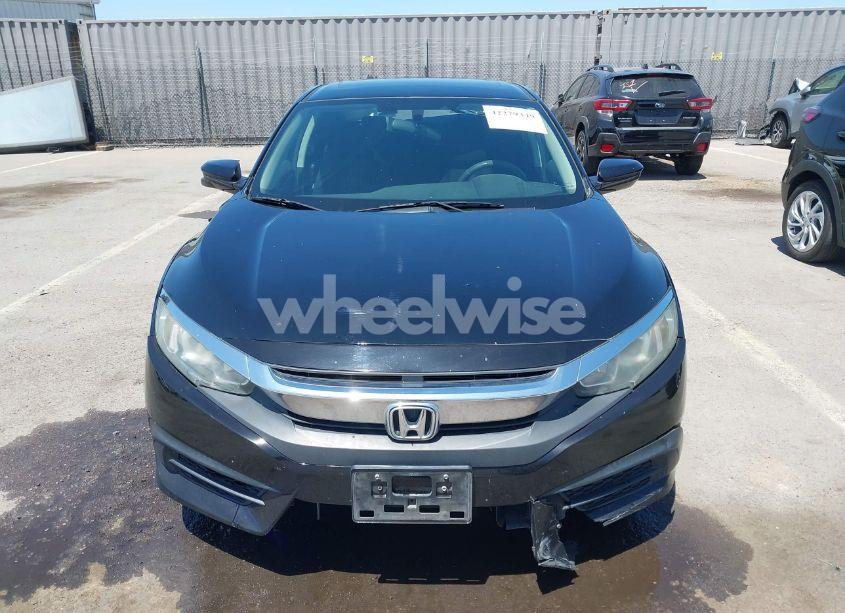 Photo 12 of 2018 Honda Civic EX (VIN 2HGFC2F75JH506519)