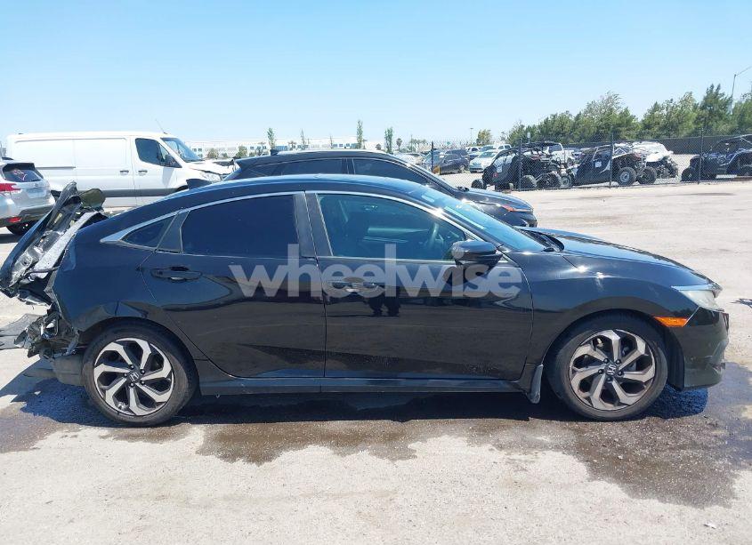 Photo 13 of 2018 Honda Civic EX (VIN 2HGFC2F75JH506519)