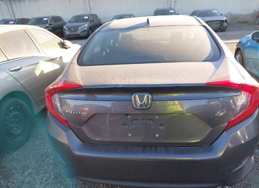 Photo 16 of 2018 Honda Civic EX (VIN 2HGFC2F75JH564498)
