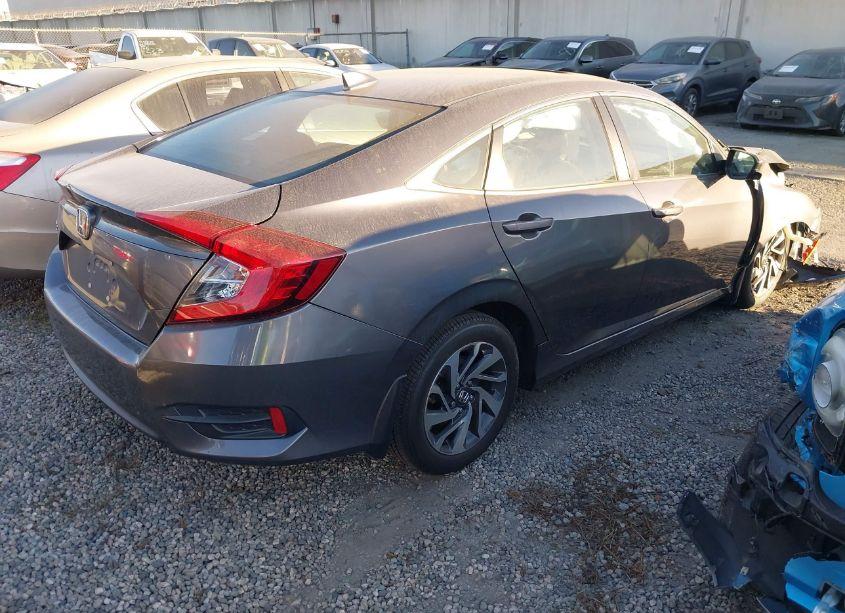 Photo 4 of 2018 Honda Civic EX (VIN 2HGFC2F75JH564498)