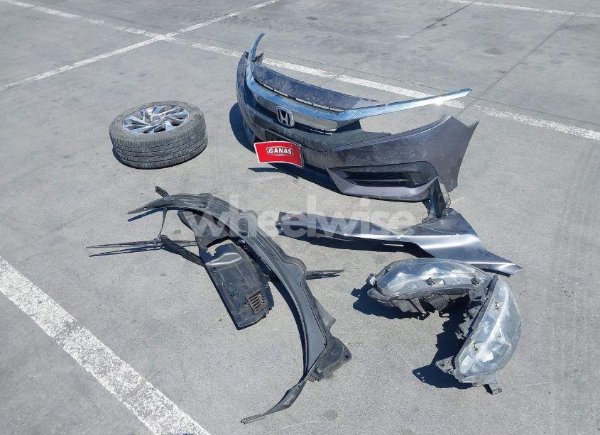 Photo 12 of 2018 Honda Civic EX (VIN 2HGFC2F75JH599994)