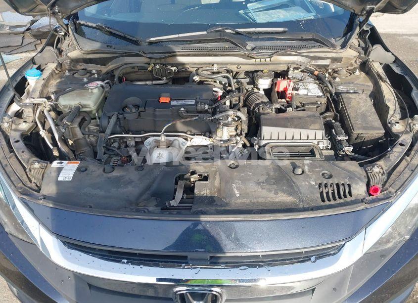 Photo 10 of 2018 Honda Civic EX (VIN 2HGFC2F75JH607317)