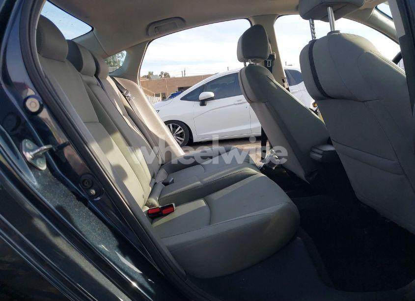 Photo 8 of 2018 Honda Civic EX (VIN 2HGFC2F75JH607317)