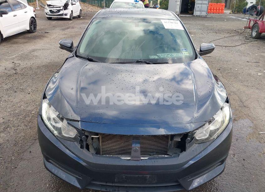 Photo 6 of 2018 Honda Civic EX (VIN 2HGFC2F75JH610590)