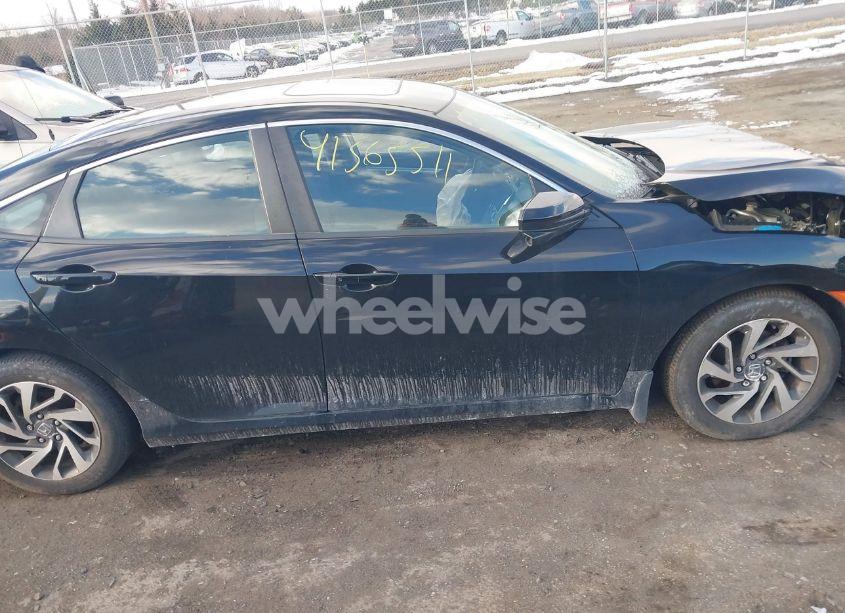 Photo 13 of 2016 Honda Civic EX (VIN 2HGFC2F76GH506831)
