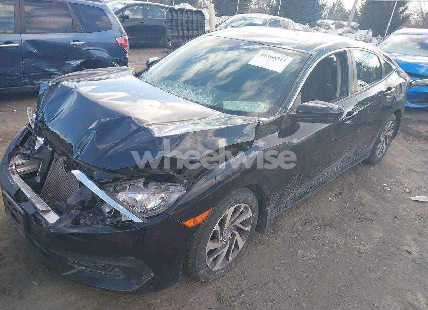 Photo 2 of 2016 Honda Civic EX (VIN 2HGFC2F76GH506831)
