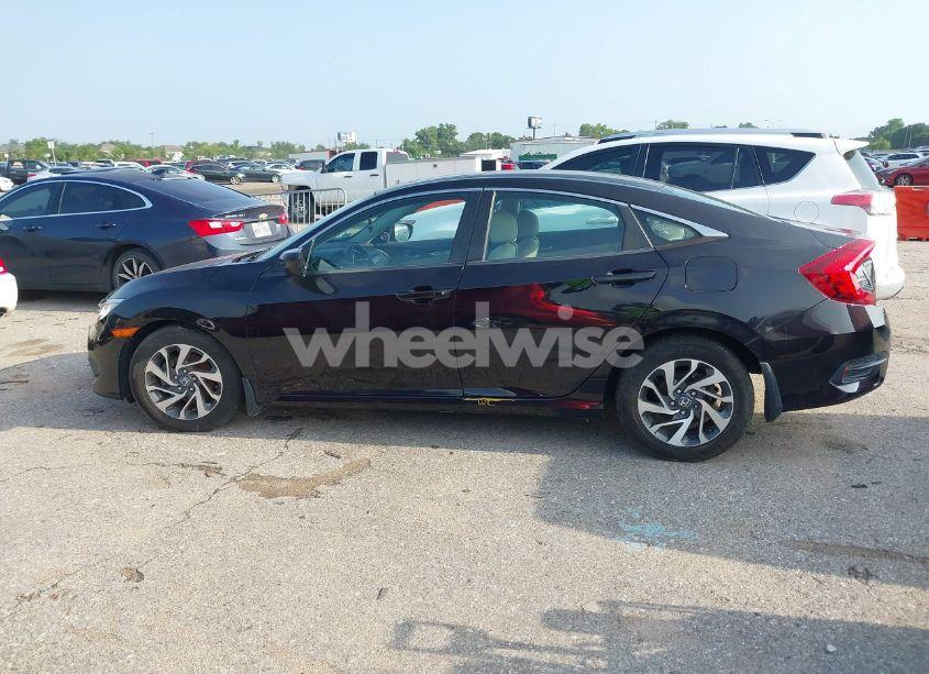 Photo 14 of 2016 Honda Civic EX (VIN 2HGFC2F76GH556029)