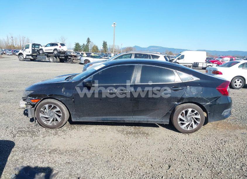 Photo 15 of 2017 Honda Civic EX (VIN 2HGFC2F76HH508192)
