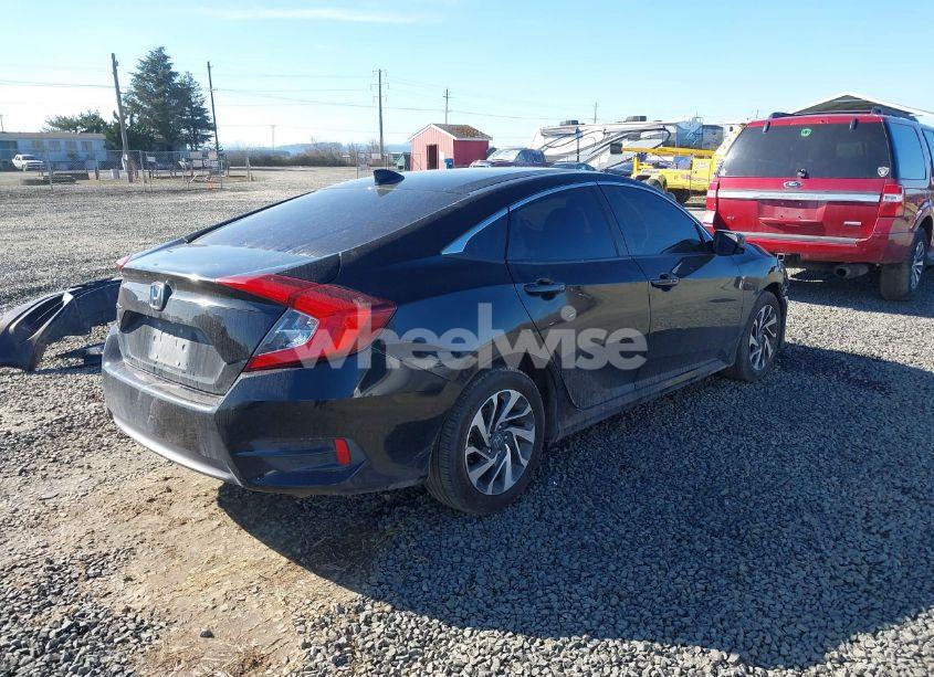 Photo 4 of 2017 Honda Civic EX (VIN 2HGFC2F76HH508192)