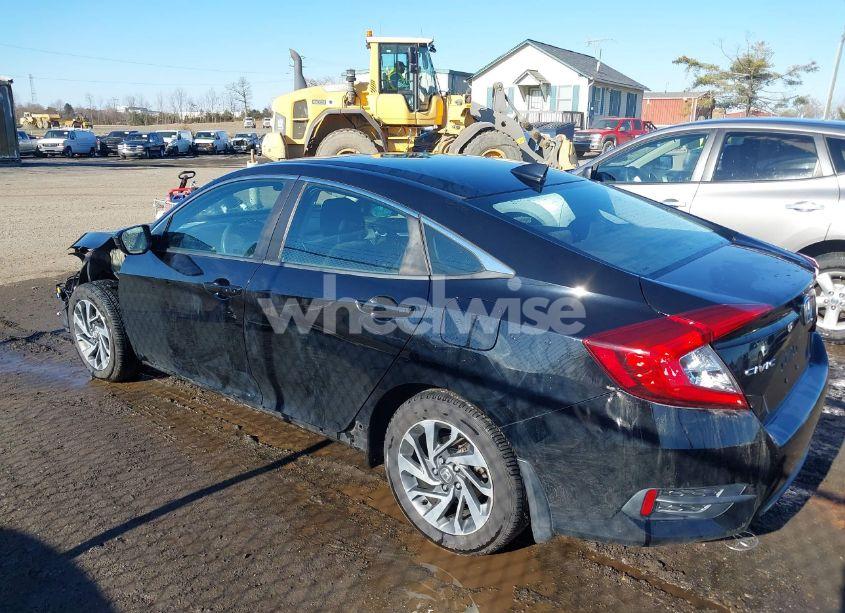 Photo 3 of 2018 Honda Civic EX (VIN 2HGFC2F76JH510949)