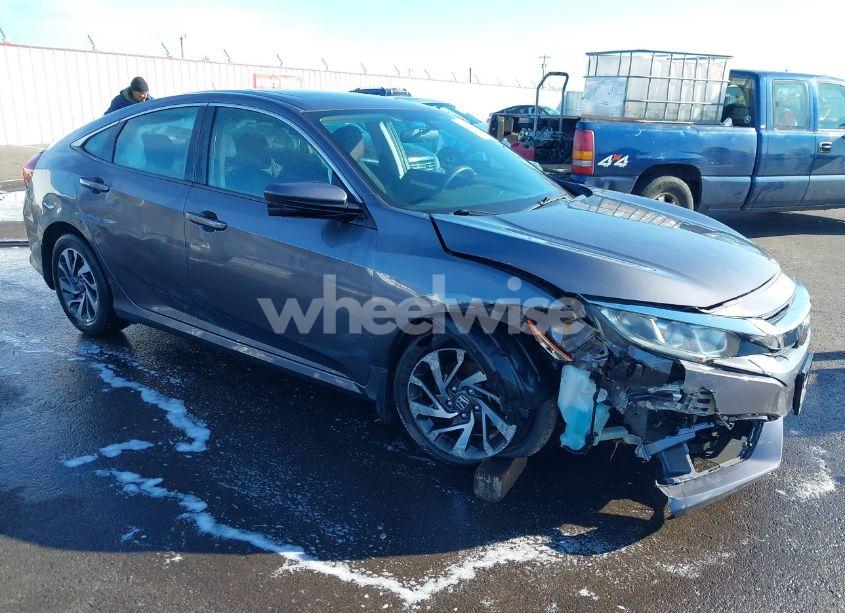 2018 Honda Civic EX (VIN 2HGFC2F76JH529923) main photo