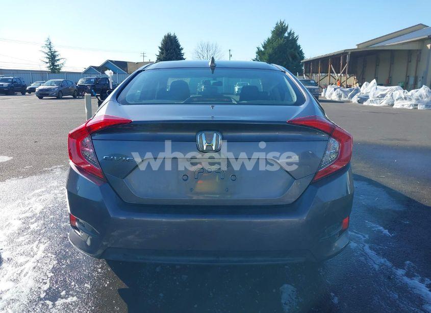 Photo 16 of 2018 Honda Civic EX (VIN 2HGFC2F76JH529923)