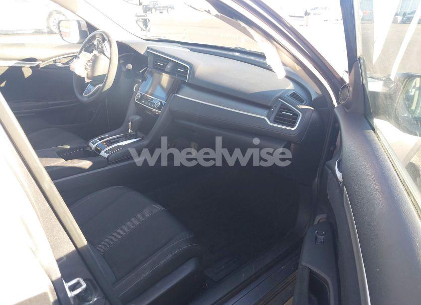 Photo 5 of 2018 Honda Civic EX (VIN 2HGFC2F76JH529923)