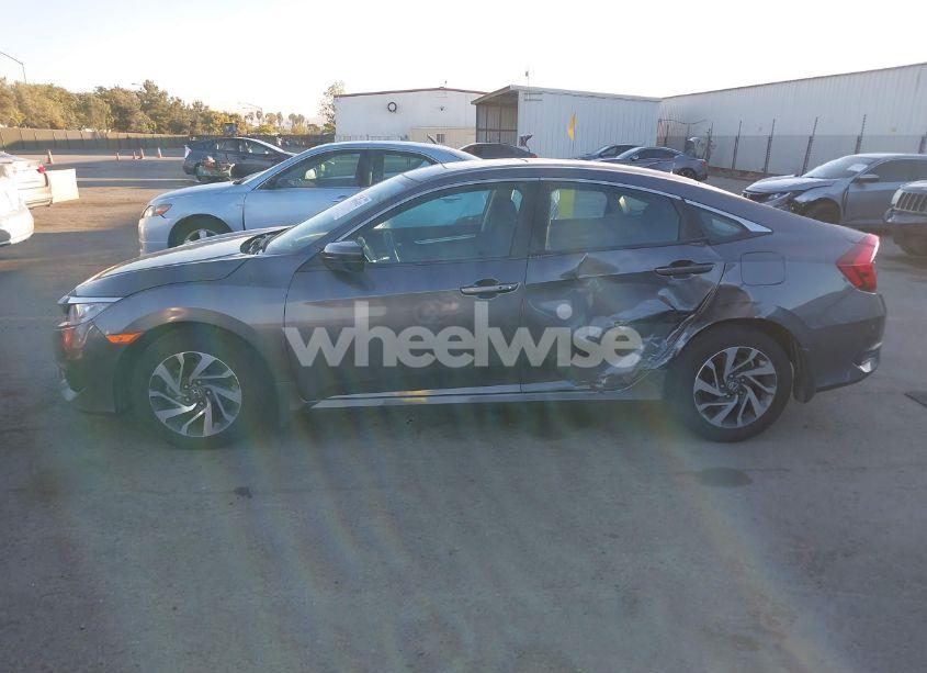 Photo 14 of 2018 Honda Civic EX (VIN 2HGFC2F76JH531767)