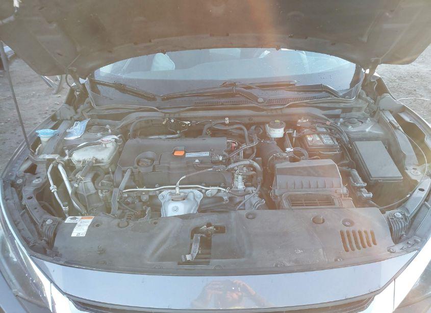 Photo 10 of 2018 Honda Civic EX (VIN 2HGFC2F76JH533910)