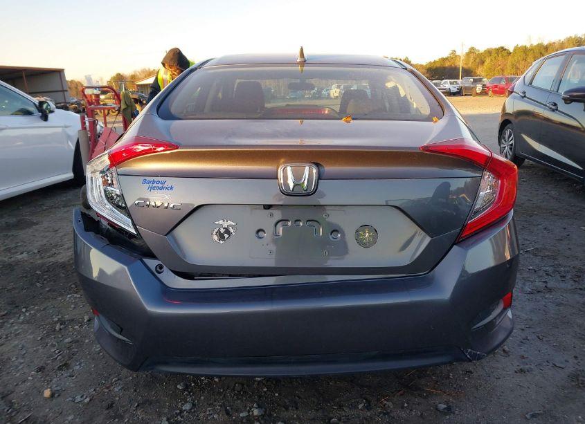 Photo 16 of 2018 Honda Civic EX (VIN 2HGFC2F76JH533910)