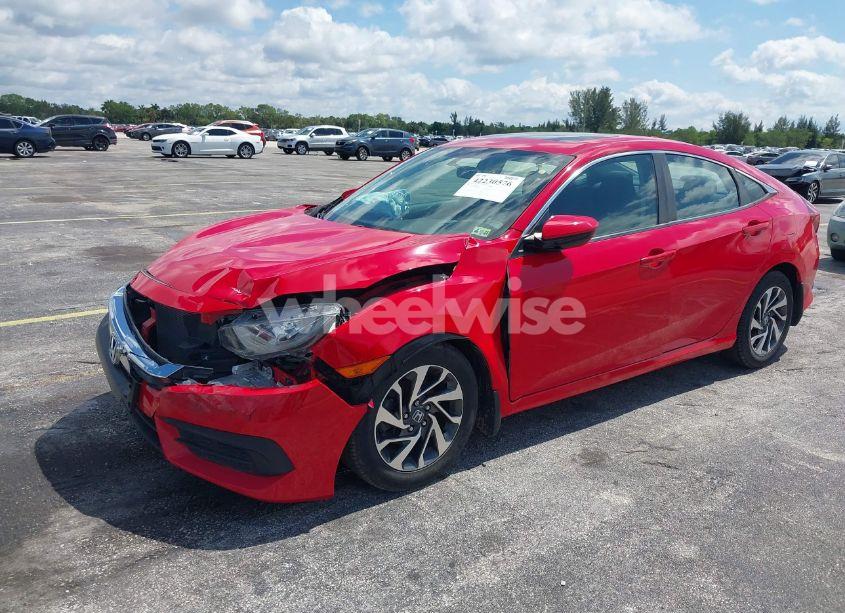 Photo 2 of 2018 Honda Civic EX (VIN 2HGFC2F76JH553977)