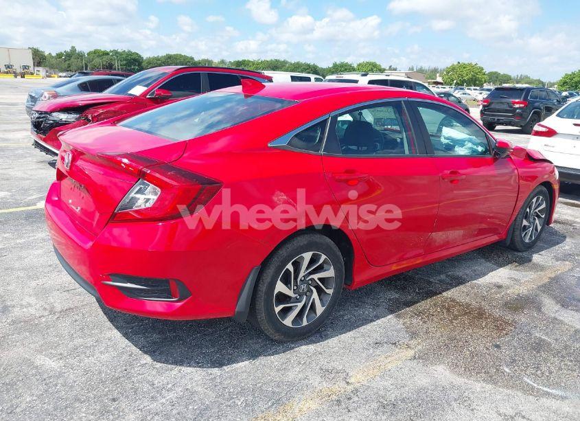 Photo 4 of 2018 Honda Civic EX (VIN 2HGFC2F76JH553977)
